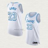 Maglia LeBron James NO 23 Los Angeles Lakers Citta Autentico 2020-21 Bianco